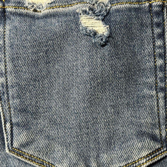 Flying monkey women’s size 26 high waisted, distressed jeans with frayed hem - Picture 8 of 10